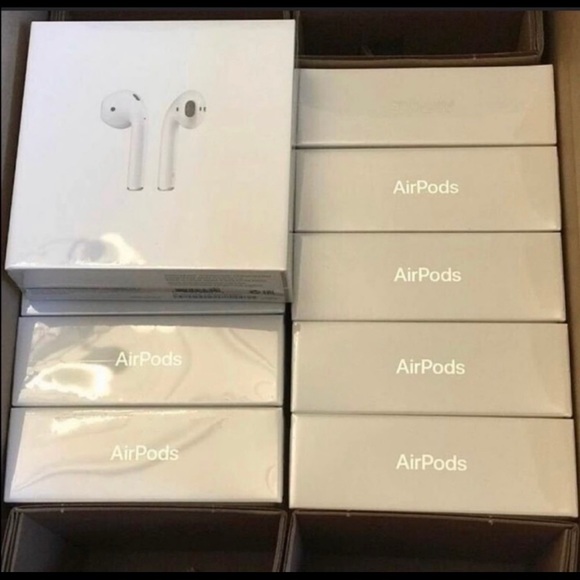 AirPods 2nd generation - Picture 1 of 2